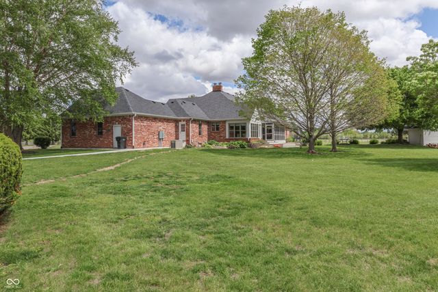 4670 N 600 E, Franklin, IN 46131