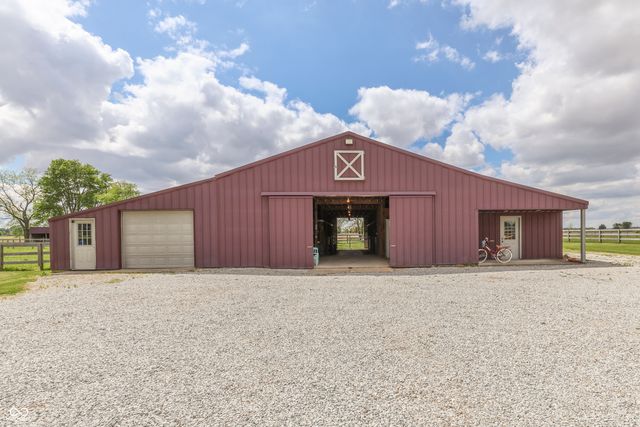 4670 N 600 E, Franklin, IN 46131