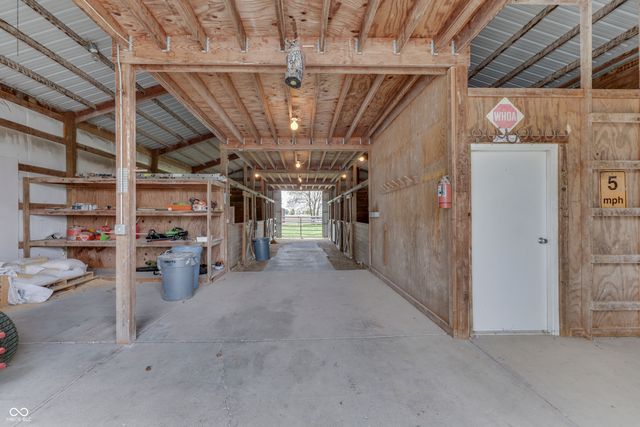4670 N 600 E, Franklin, IN 46131