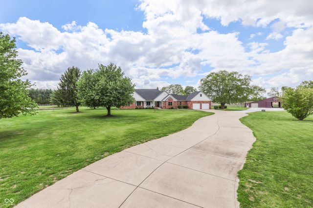 4670 N 600 E, Franklin, IN 46131