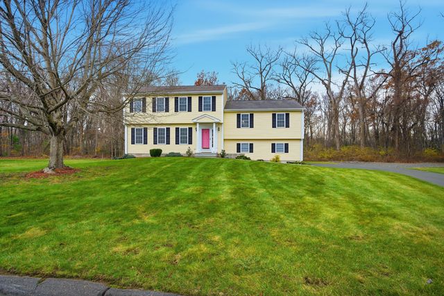 35 Fairfield Lane, Bloomfield, CT 06002