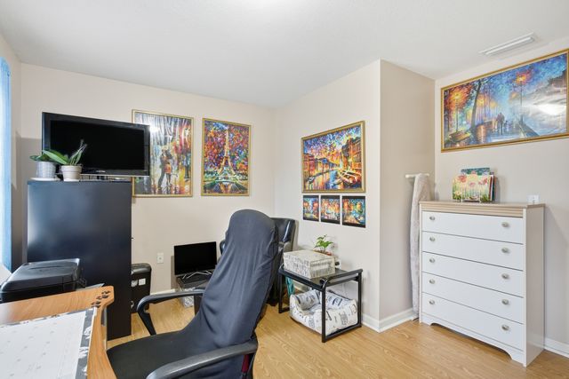 35 Fairfield Lane, Bloomfield, CT 06002