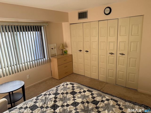 1274 East Main Street D-7, Meriden, CT 06405