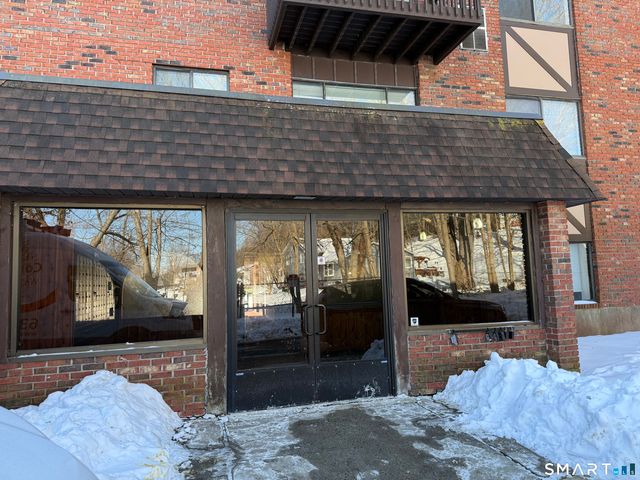 1274 East Main Street D-7, Meriden, CT 06405