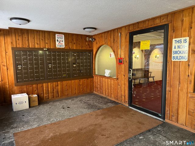 1274 East Main Street D-7, Meriden, CT 06405