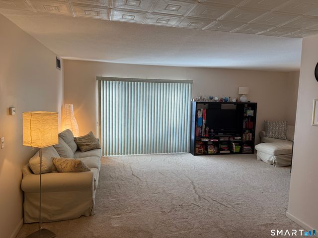 1274 East Main Street D-7, Meriden, CT 06405