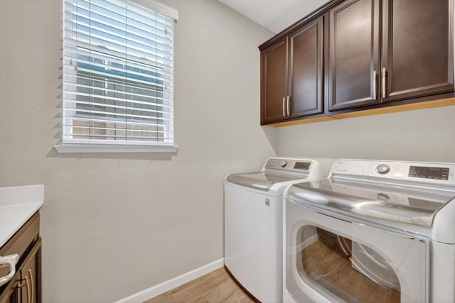 717 Gray Dawn Dr, Rocklin, CA 95765