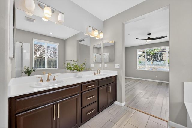 717 Gray Dawn Dr, Rocklin, CA 95765