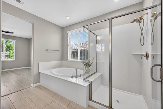 717 Gray Dawn Dr, Rocklin, CA 95765
