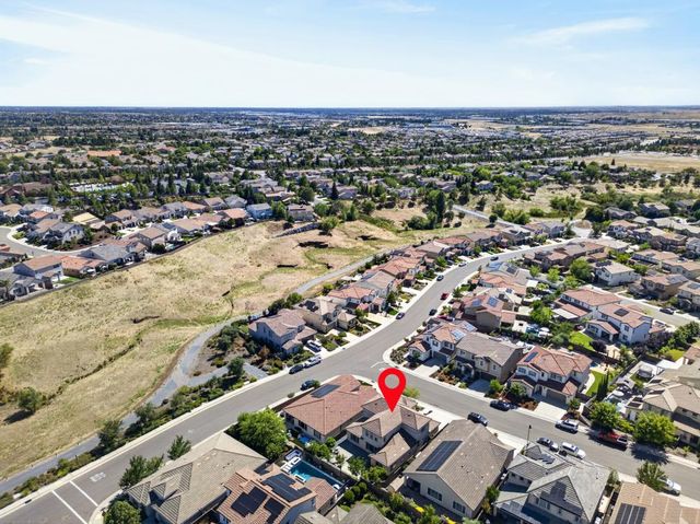 717 Gray Dawn Dr, Rocklin, CA 95765