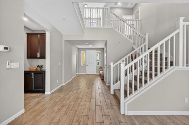 717 Gray Dawn Dr, Rocklin, CA 95765