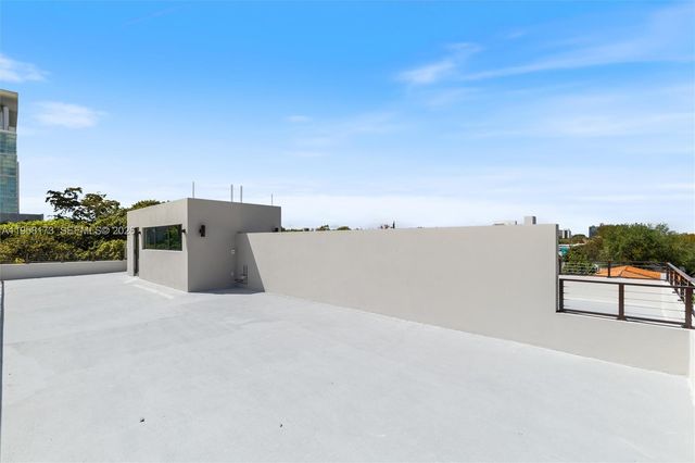 1746 SW 21st Ter Left, Miami, FL 33145