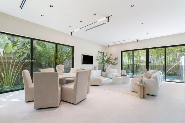 1746 SW 21st Ter Left, Miami, FL 33145