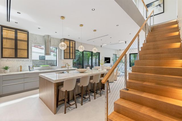 1746 SW 21st Ter Left, Miami, FL 33145