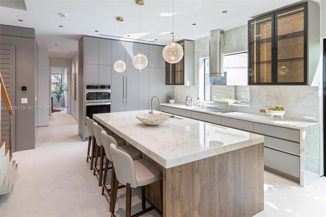 1746 SW 21st Ter Left, Miami, FL 33145