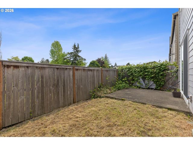 2566 Sw Mckenna Pl, Beaverton, OR 97003