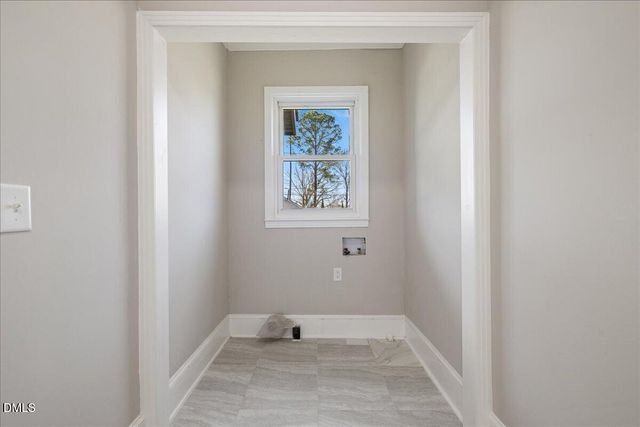 221 Charlotte Avenue, Sanford, NC 27330