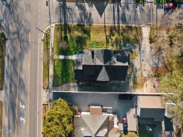 221 Charlotte Avenue, Sanford, NC 27330