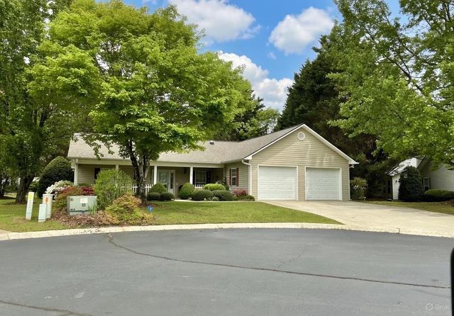 12 Lance Lane, Blue Ridge, GA 30513