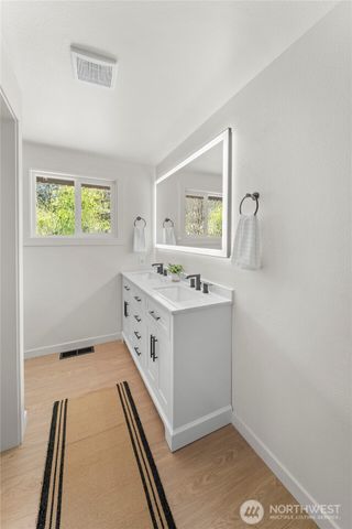7610 Greenridge Loop SW, Olympia, WA 98512