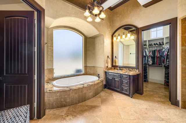 23 Oak Cove Lane, Humble, TX 77346