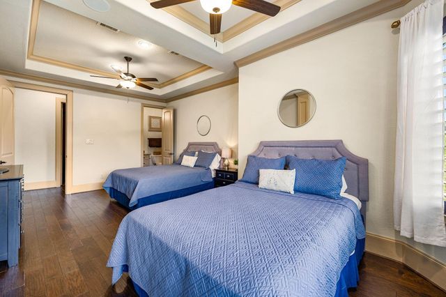 23 Oak Cove Lane, Humble, TX 77346