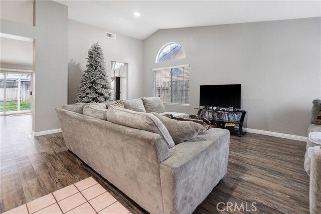 388 Buckingham, San Jacinto, CA 92583