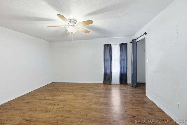 35064 W 321st Street S, Bristow, OK 74010