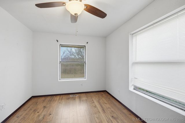 35064 W 321st Street S, Bristow, OK 74010