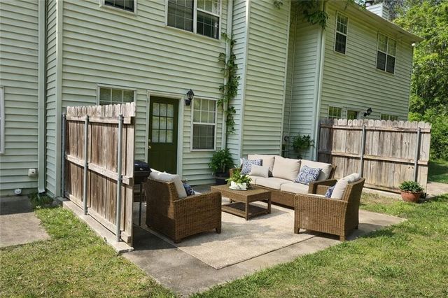 6450 River Park Drive, Riverdale, GA 30274