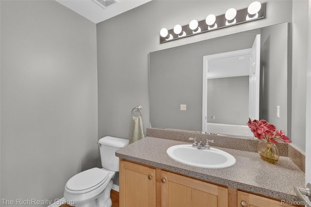 3922 Forester Boulevard, Auburn Hills, MI 48326