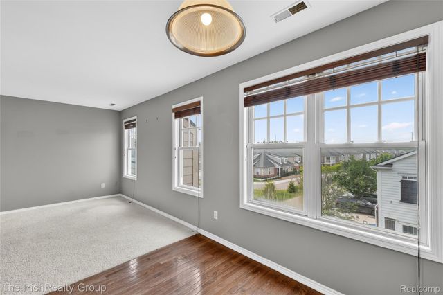 3922 Forester Boulevard, Auburn Hills, MI 48326