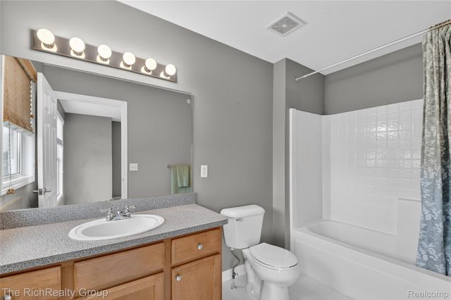 3922 Forester Boulevard, Auburn Hills, MI 48326