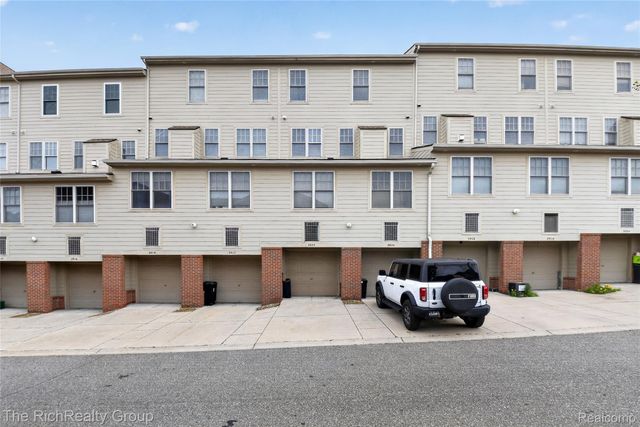 3922 Forester Boulevard, Auburn Hills, MI 48326