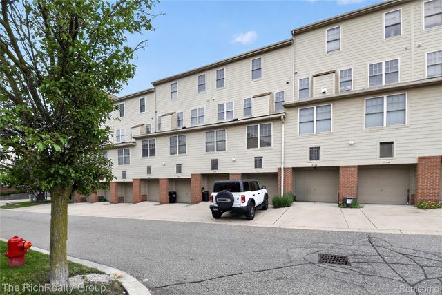 3922 Forester Boulevard, Auburn Hills, MI 48326