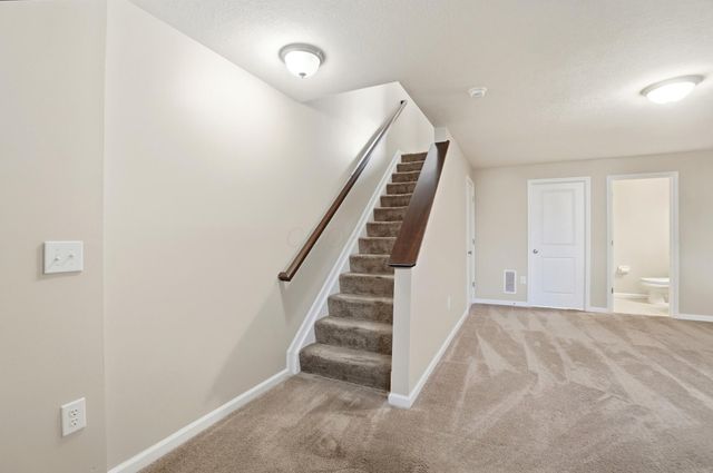 6539 Nottinghill Trail Drive, 15, Canal Winchester, OH 43110