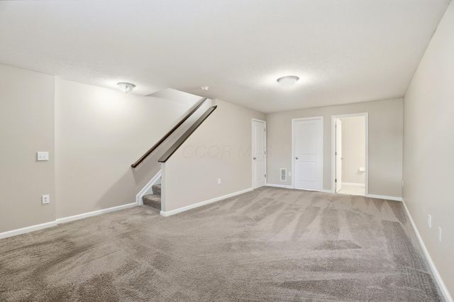 6539 Nottinghill Trail Drive, 15, Canal Winchester, OH 43110