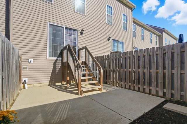 6539 Nottinghill Trail Drive, 15, Canal Winchester, OH 43110