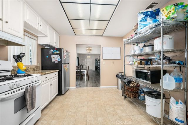 9722 Walnut Street, Bellflower, CA 90706