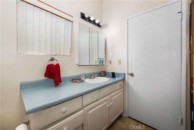 9722 Walnut Street, Bellflower, CA 90706