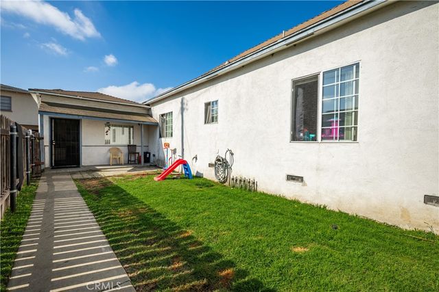 9722 Walnut Street, Bellflower, CA 90706