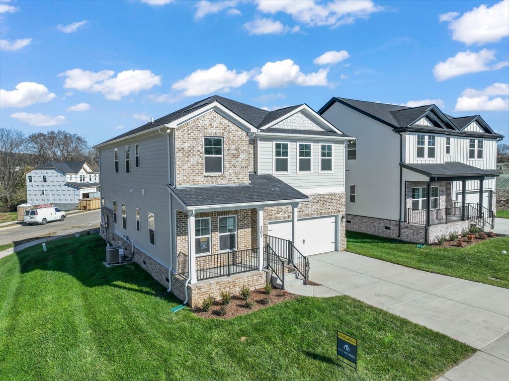 301 Brandi Ln, Gallatin, TN 37066