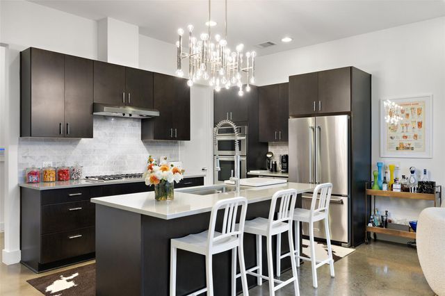 2118 Brackenridge ST 5, Austin, TX 78704