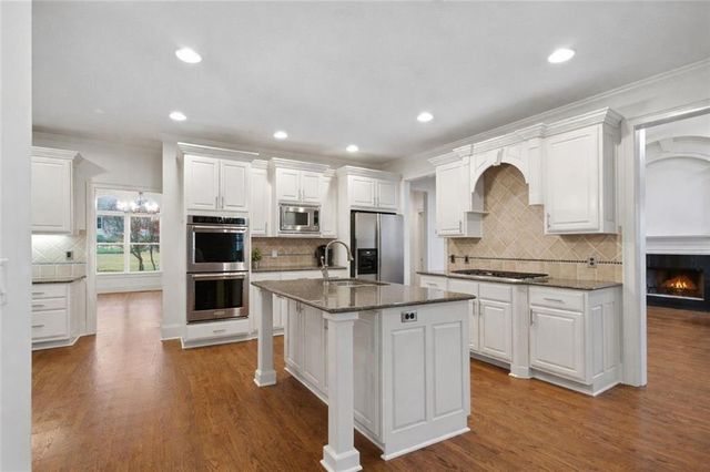 2445 Flat Stone Drive, Cumming, GA 30041