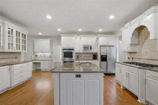 2445 Flat Stone Drive, Cumming, GA 30041