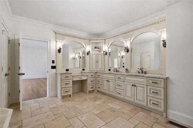 2445 Flat Stone Drive, Cumming, GA 30041