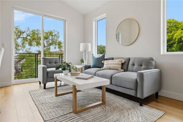 2413 CURTIS AVENUE A, Redondo Beach, CA 90278