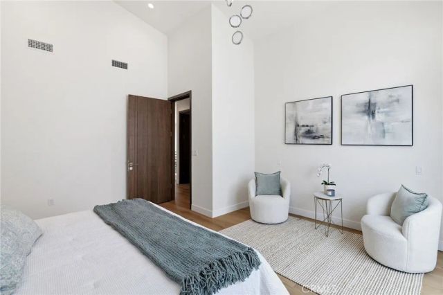 2413 CURTIS AVENUE A, Redondo Beach, CA 90278