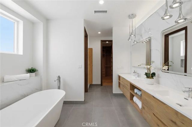 2413 CURTIS AVENUE A, Redondo Beach, CA 90278