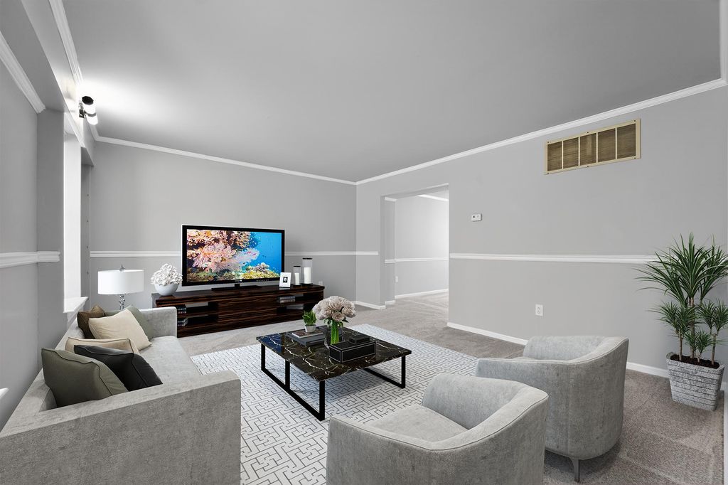 Image 5 of property listing at 1303 SHAWNEE CT, Millersville, MD 21108